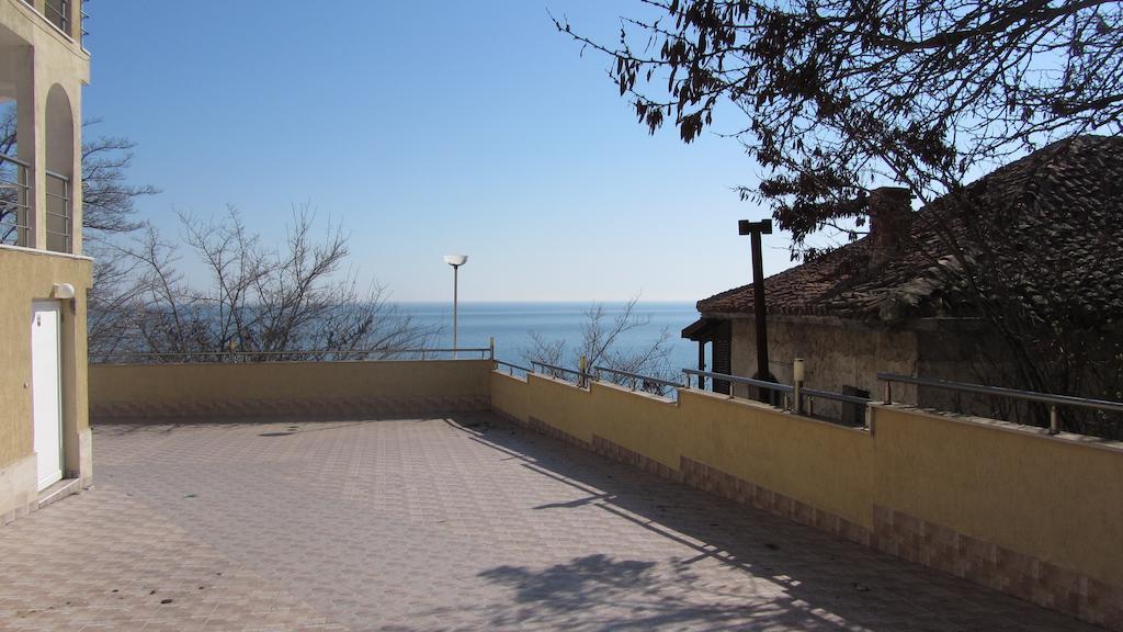 Apartments Bizone Kavarna Exterior foto